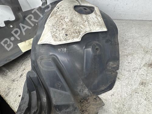 wheel-arch-renault-megane-iii-hatchback-bz01_-b3_-2008-40031296 main image