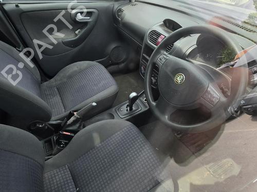 Switch OPEL CORSA C (X01) 1.0 (F08, F68) | BP38602943I30 - Image 10
