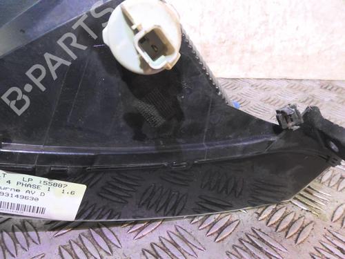 Used Right daytime light Right daytime light RENAULT MEGANE IV Hatchback (B9A/M/N_) 1.6 TCe 205 (B9MV) (205 hp) 21817764 21817764