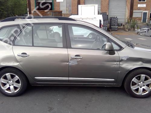 Front slam panel KIA CARENS III MPV (UN) 2.0 CRDi 140 | BP29900774C72