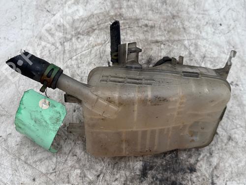 expansion-tank-renault-megane-iii-coupe-dz01_-2008-2009-2010-2011-2012-2013-2014-2015-2016-36591442 main image