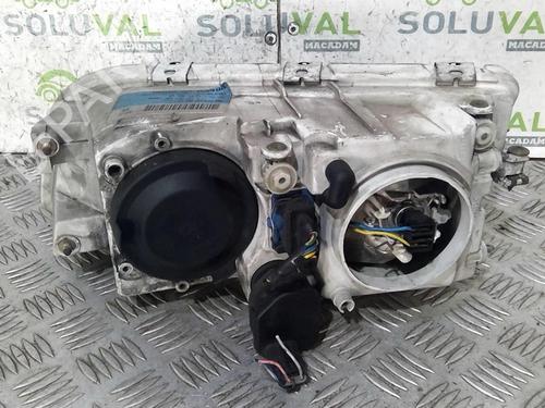 Right headlight VOLVO V40 Estate (645) 1.9 DI | BP22003636C29 