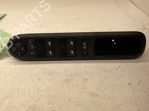Left front window switch PEUGEOT 3008 I MPV (0U_) 2.0 HDi Hybrid4 (0URHCA) | BP36591995I27 - Image 2