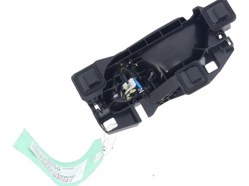 Used Front right interior door handle Front right interior door handle PEUGEOT 3008 II SUV (MC_, MR_, MJ_, M4_) 1.5 BlueHDi 130 (131 hp) 32200032 32200032