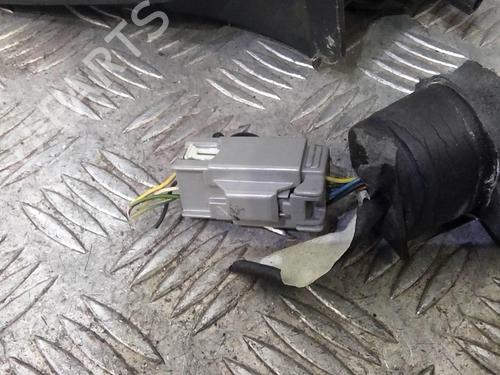 Left mirror FORD MONDEO III Turnier (BWY) 2.0 16V TDDi / TDCi | BP20369695C26 
