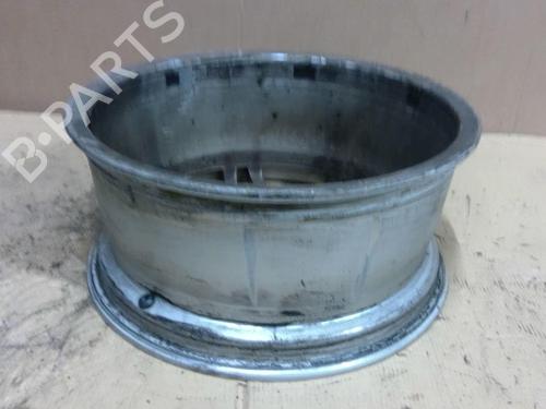 rim-audi-a3-sportback-8pa-2004-2005-2006-2007-2008-2009-2010-2011-2012-2013-2014-2015-31658267 main image
