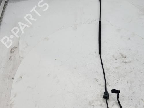 Used Front left lock Front left lock VOLVO C30 (533) D2 (115 hp) 33968698 33968698