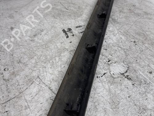door-moulding-trim-nissan-murano-i-z50-2002-2003-2004-2005-2006-2007-2008-2009-39957522 main image