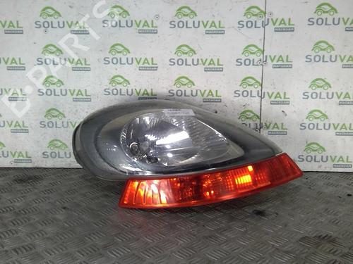 Used Right headlight RENAULT TRAFIC II Van (FL) 1.9 dCi 80 (FL0B) (82 hp) 22002511