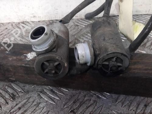 Used Washer pump Washer pump TOYOTA AURIS (_E15_) 1.4 D-4D (NDE150_, NDE150R) (90 hp) 20368392 20368392