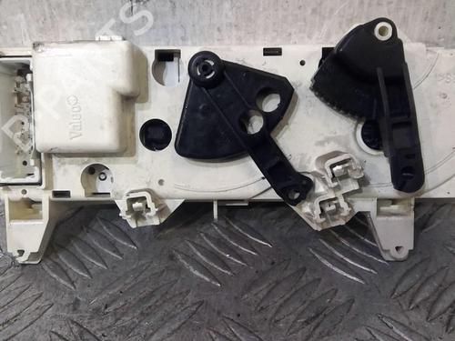 AC Styreenhet / Manøvreringsenhet RENAULT MEGANE I (BA0/1_) 1.6 16V (BA04, BA0B, BA11, BA1J, BA16, BA19, BA1K, BA1V,... (107 hp) 20366489