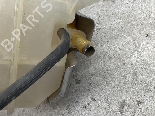 expansion-tank-chrysler-pt-cruiser-pt_-2000-2001-2002-2003-2004-2005-2006-2007-2008-2009-2010-37482075 main image