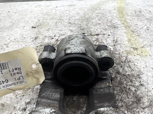 Used Left front brake caliper Left front brake caliper VW POLO VI (AW1, BZ1, AE1) 1.0 TSI (95 hp) 40440614 40440614
