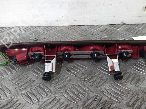 Used Third brake light PEUGEOT 208 I (CA_, CC_) 1.2 PureTech 82 (82 hp) 20360094
