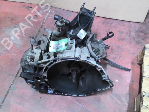 Boîte de vitesses PEUGEOT BOXER Van (244) 2.2 HDi (101 hp) 31800060