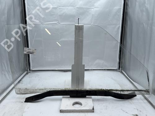 Used Front right door window Front right door window RENAULT SUPER 5 (B/C40_) 1.1 (48 hp) 33968722 33968722
