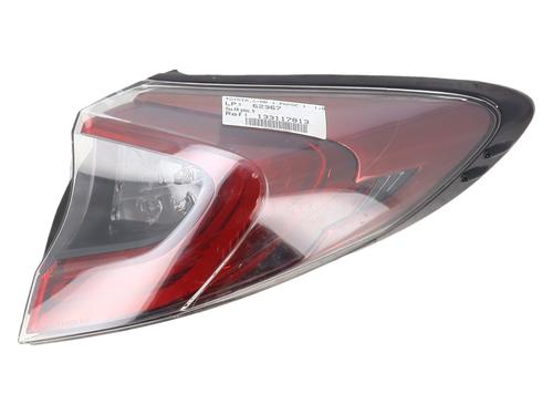 right-taillight-toyota-c-hr-_x1_-2016-39519172 main image