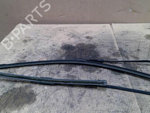 front-windshield-wiper-arm-citroen-c3-aircross-ii-2r_-2c_-2017-31823837 main image