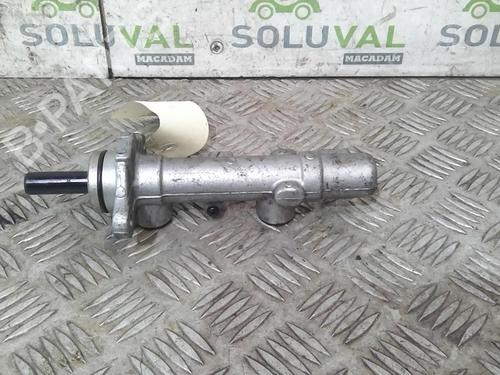 Used Brake master cylinder HYUNDAI i30 (FD) 1.6 CRDi (90 hp) 21558023