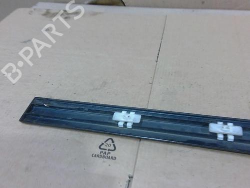 door-moulding-trim-mercedes-benz-c-class-w203-2000-2001-2002-2003-2004-2005-2006-2007-32687995 main image