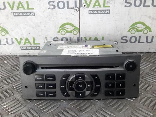 Used Radio Radio 21812187 21812187