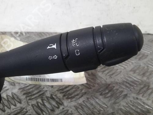 Switch RENAULT TWINGO II (CN0_) 1.2 (CN0D) | BP20360557I30 - Image 1