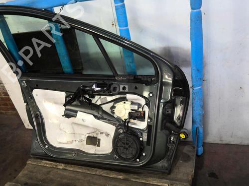 Used Left front door PEUGEOT 407 SW (6E_, 6D_) 2.0 HDi 135 (136 hp) 20351384