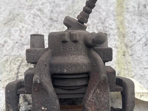 Used Left front brake caliper Left front brake caliper RENAULT CLIO IV (BH_) 1.5 dCi 90 (90 hp) 40440647 40440647