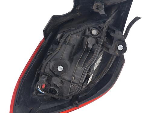 hyre-baklys-opel-corsa-e-x15-2014-35939236 main image