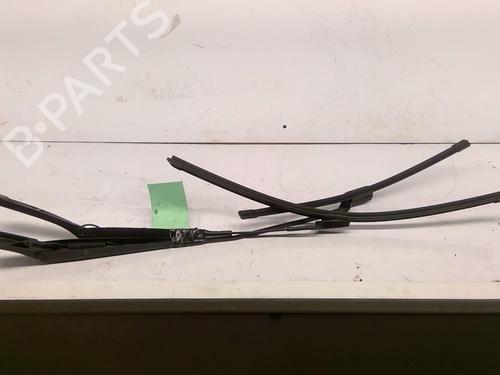 front-windshield-wiper-arm-vw-scirocco-iii-137-138-2008-2009-2010-2011-2012-2013-2014-2015-2016-2017-2018-32863776 main image