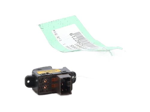 Right front window switch KIA RIO II (JB) 1.5 CRDi | BP30362341I26 - Image 2