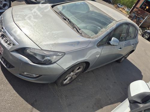 Left headlight OPEL ASTRA J (P10) 2.0 CDTI (68) | BP38032649C28 - Image 9