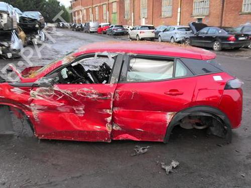 Right front window switch PEUGEOT 2008 II (UD_, US_, UY_, UJ_, UR_, UC_) 1.2 PureTech 100 (USHNK) | BP32456561I26 