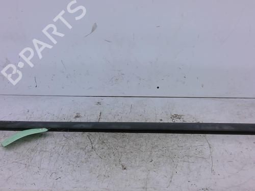 Used Door moulding trim Door moulding trim RENAULT MEGANE I (BA0/1_) 1.4 16V (BA0D, BA1H, BA0W, BA10) (95 hp) 33605485 33605485