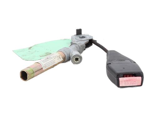 seat-buckle-renault-clio-ii-bb_-cb_-1998-1999-2000-2001-2002-2003-2004-2005-2006-2007-2008-2009-2010-2011-2012-2013-2014-2015-2016-32383613 main image