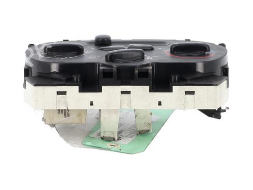 Climate control PEUGEOT 206 Hatchback (2A/C) 1.4 HDi eco 70 | BP28570807I5