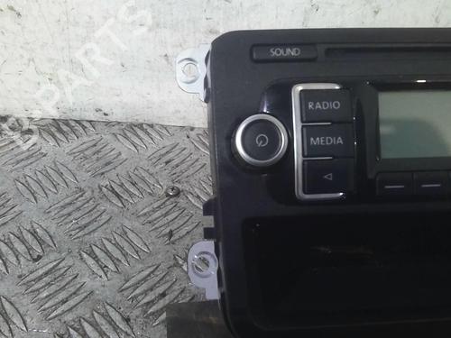 Used Radio VW GOLF VI (5K1) 1.6 TDI (105 hp) 20353645