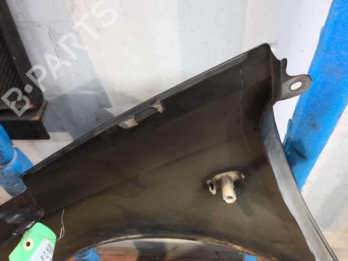 Aleta delantera derecha SUZUKI SWIFT III (MZ, EZ) 1.3 (RS413, ZC11S) 5761173K00