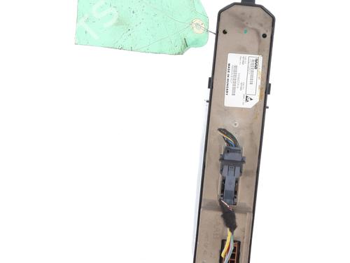 Used Right front window switch Right front window switch SAAB 9-3 Estate (E50) 1.9 TTiD (180 hp) 31140070 31140070