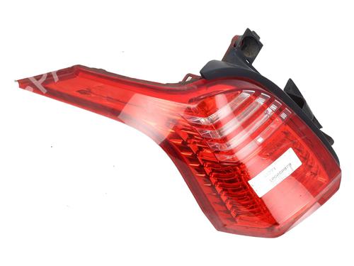Used Left taillight PEUGEOT 5008 (0U_, 0E_) 2.0 HDi 150 / BlueHDi 150 (150 hp) 26183744