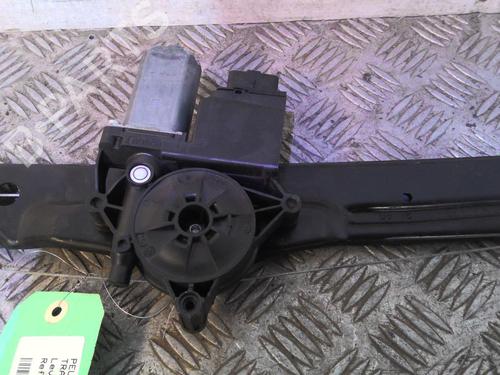 Used Front right window mechanism Front right window mechanism PEUGEOT EXPERT Bus (V_) 2.0 BlueHDi 150 (150 hp) 20354152 20354152