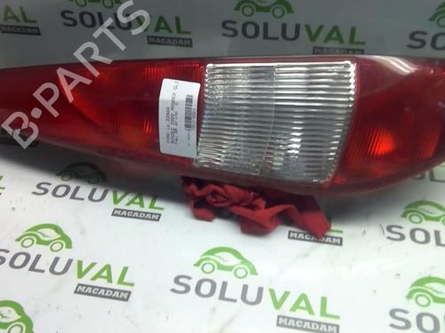Used Left taillight FORD MONDEO III Turnier (BWY) 2.0 16V TDDi / TDCi (115 hp) 21999392