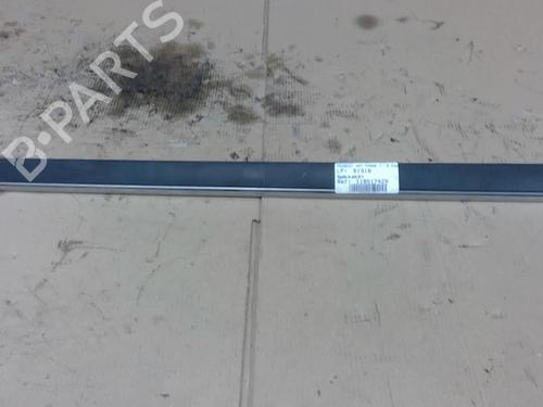 Dørliste PEUGEOT 407 (6D_) 2.0 16V (6DRFJC, 6DRFJE, 6DRFJF) (140 hp) 31376617