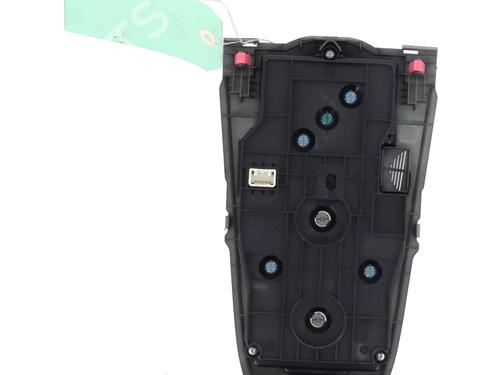 climate-control-toyota-yaris-_p9_-2005-2006-2007-2008-2009-2010-2011-2012-2013-2014-28066653 main image