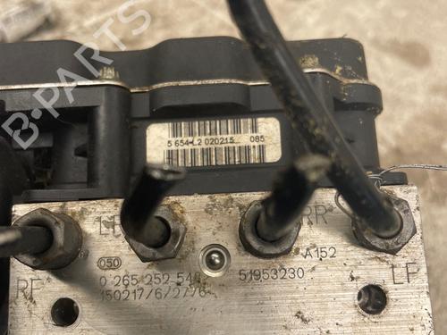 ABS pump FIAT 500 (312_) 1.2 (312AXA1A) | BP36656696M43 - Image 4