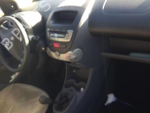 Left front door PEUGEOT 107 (PM_, PN_) 1.4 HDi | BP20367413C2