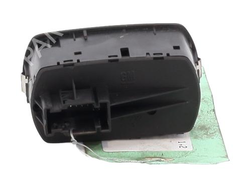 Used Left front window switch Left front window switch OPEL CORSA D (S07) 1.3 CDTI (L08, L68) (75 hp) 33472478 33472478