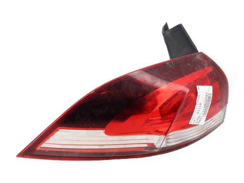 Used Left taillight RENAULT CLIO IV Grandtour (KH_) 1.5 dCi 90 (KHN3, KHN4) (90 hp) 31934449
