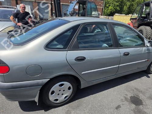Used Parts RENAULT LAGUNA I (B56_, 556_) 2.0 4829939