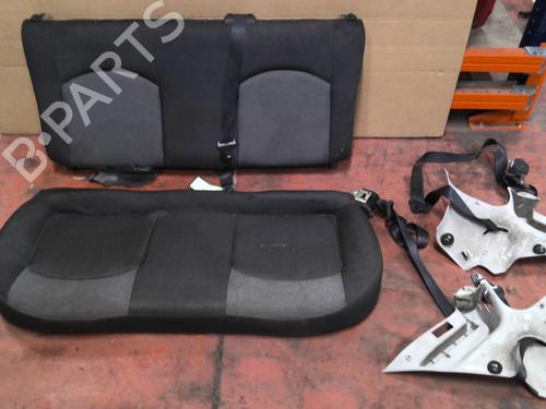 Stol bak PEUGEOT 206 Hatchback (2A/C) 1.4 HDi eco 70 (68 hp) 31612747